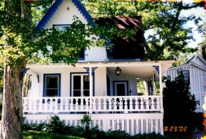 Rachel's house in Amity